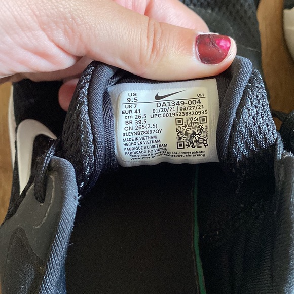 Meet your Posher, Sara - Picture 4 of 4